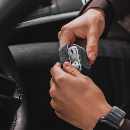 Case AirPods Alcantara - Cinza Espacial