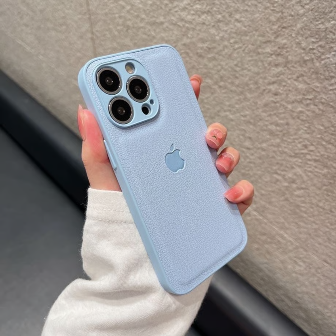 Case iPhone Couro Premium com Logo Elegante