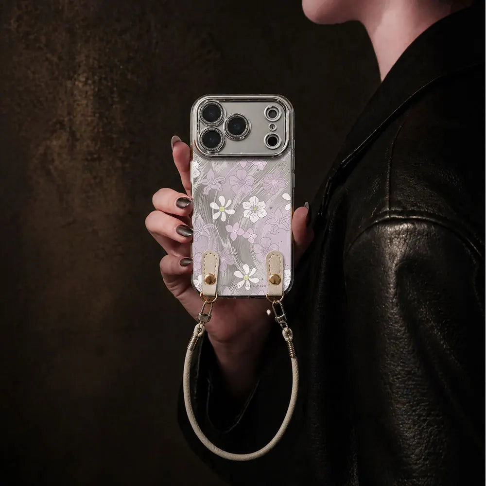 Capa de Celular Floral Lilás com Cordão de Pulso para iPhone